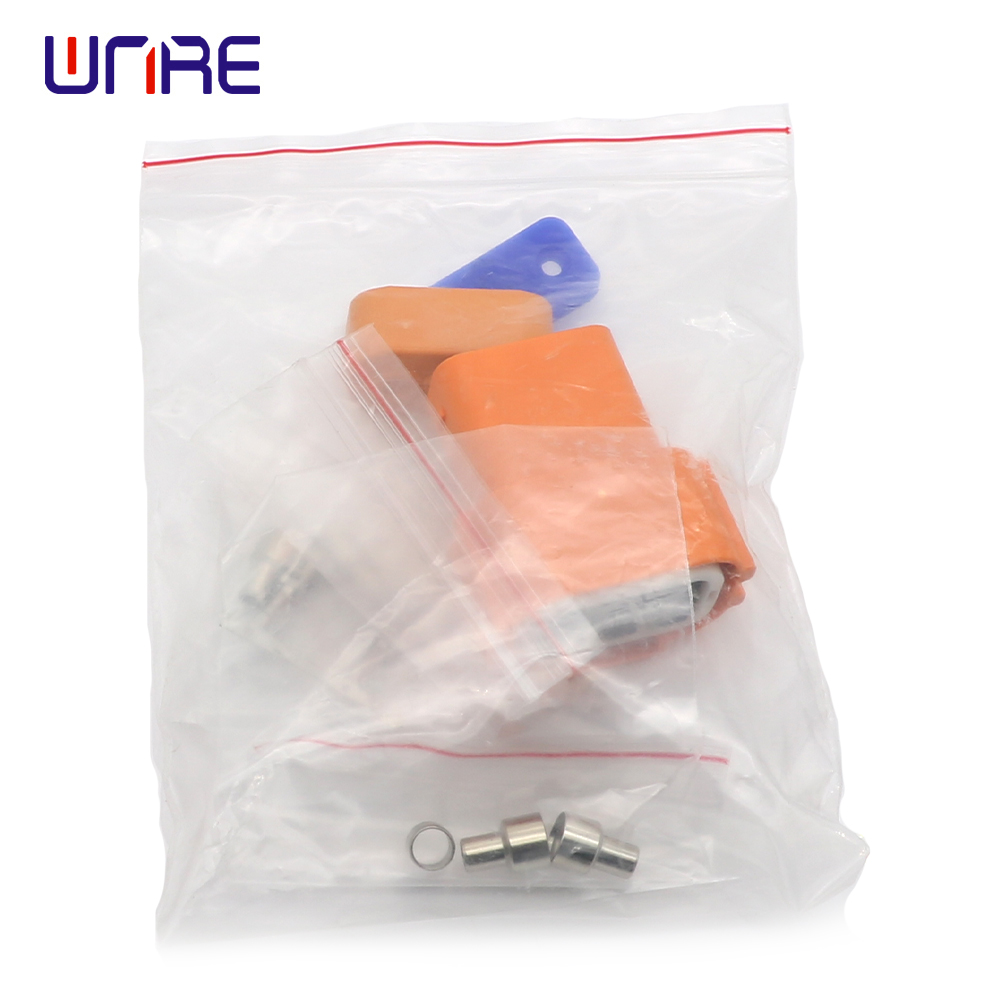 China Low Current Two-core Plug Connector New Energy Electric Vehicle ...